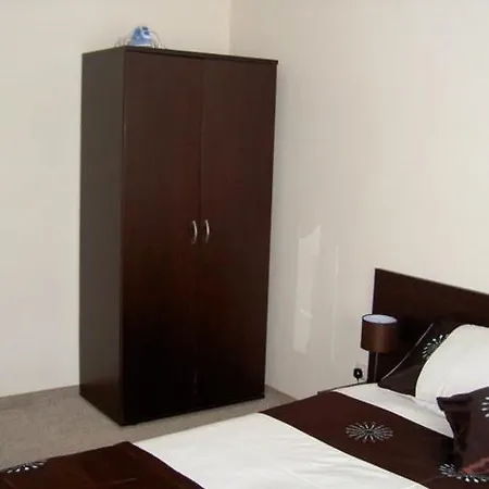 Daire Royal Towers Alexander Services Private *